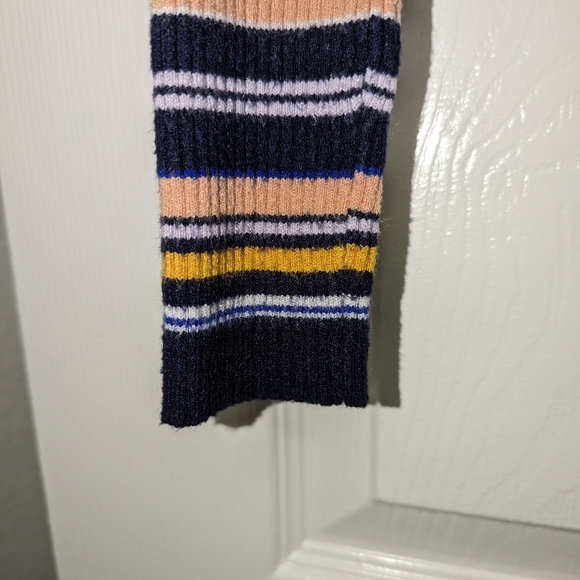 LA Hearts Multi-color Striped Ribbed Top 🏠 - Picture 2 of 6